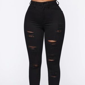 Hit the freeway black jeans from fashion nova. Brand new never worn!